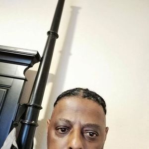 Meet your Posher, Leonard